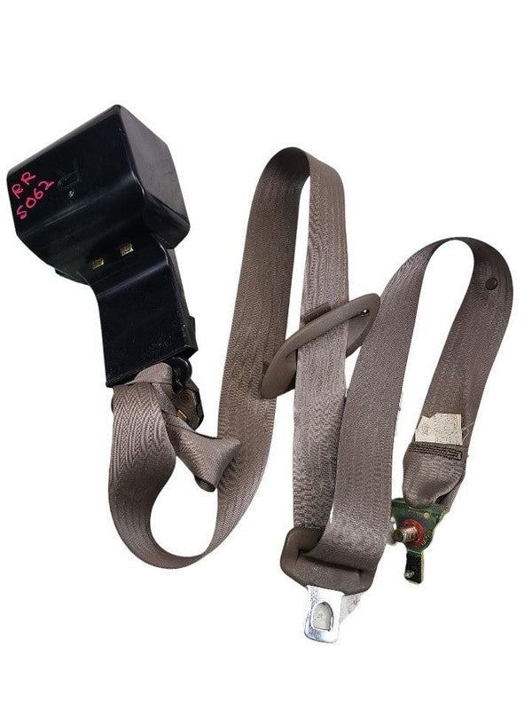 LS400     1992 Seat Belt Rear 630267
