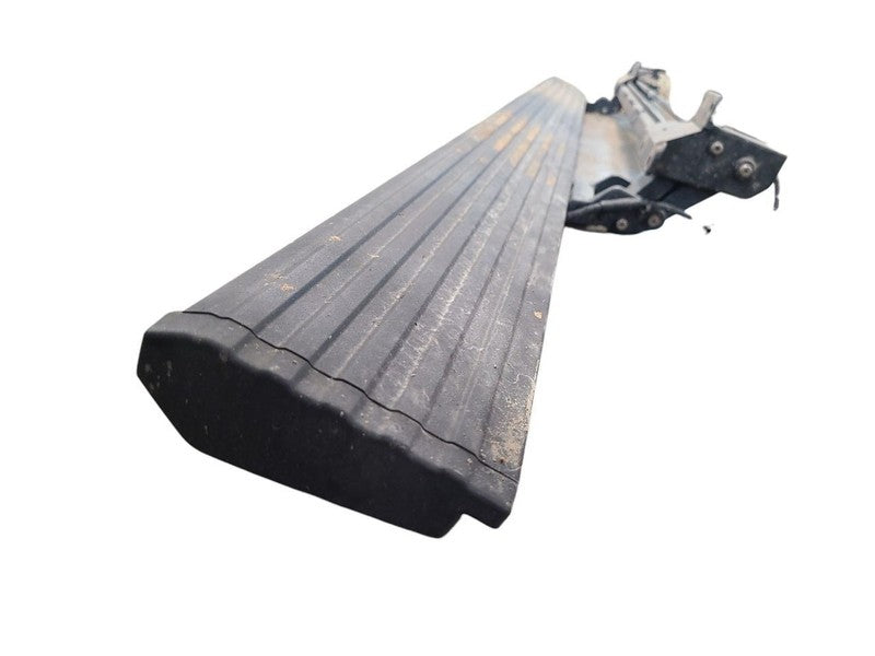F150      2021 Running Board 680759