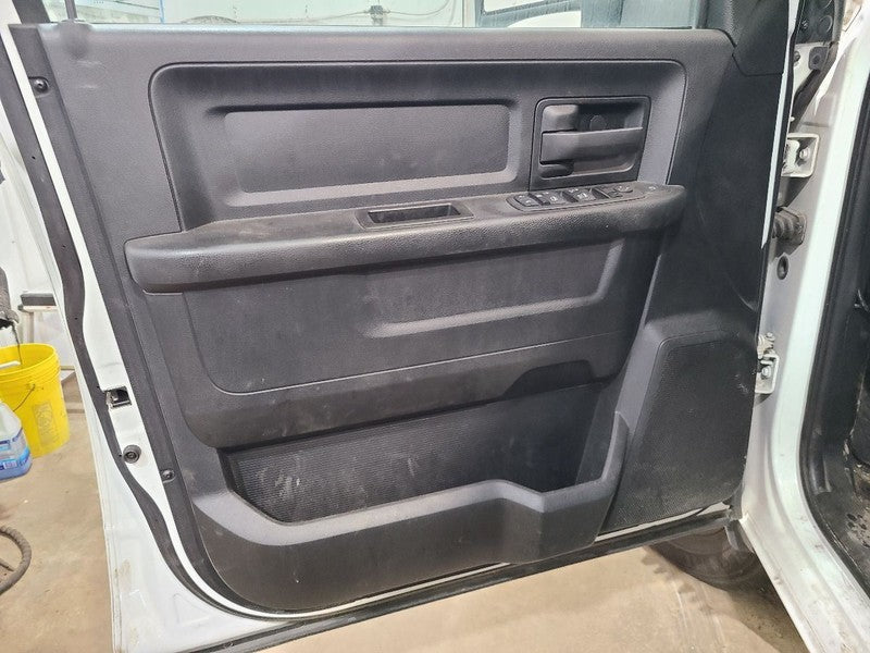 Driver Front Door Crew Cab 4 Door Fits 23-26 DODGE 2500 PICKUP 677867