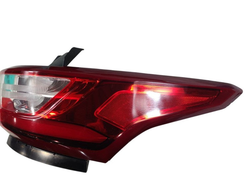Passenger Tail Light Quarter Panel Mounted Fits 18-21 TRAVERSE 659042