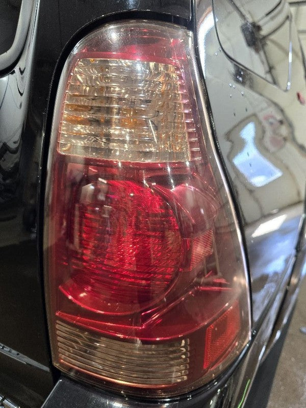 Passenger Right Tail Light Fits 03-05 4 RUNNER 622044