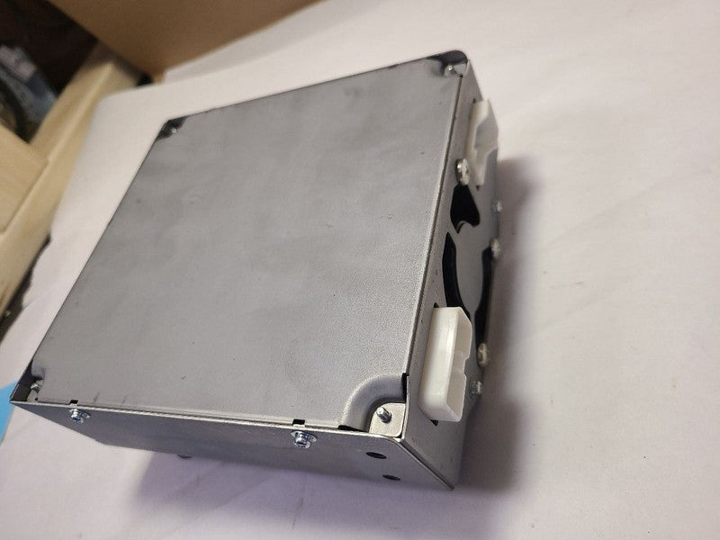 Audio Equipment Radio Amplifier With 7 Speakers Fits 05-08 TACOMA 6252