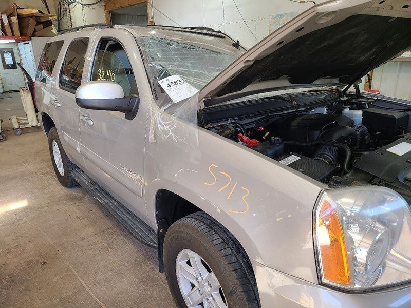 Passenger Tail Light Excluding Denali Fits 07-11 YUKON 678822