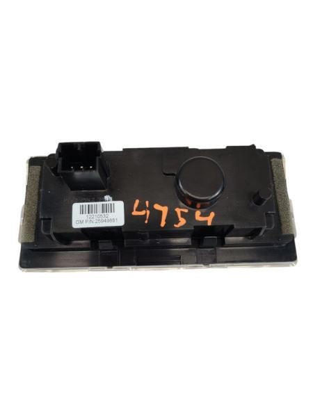 ESCALADE  2012 Clock 598422