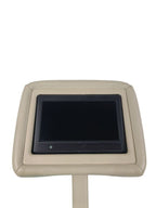 QX80      2015 Headrest 654146