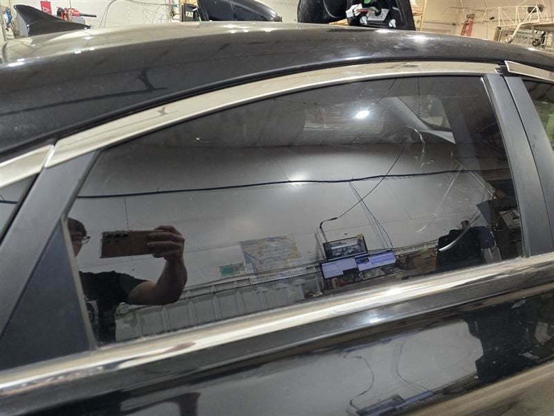 Passenger Rear Door Glass Solar VIN C 5th Digit Fits 11-15 SONATA 5822