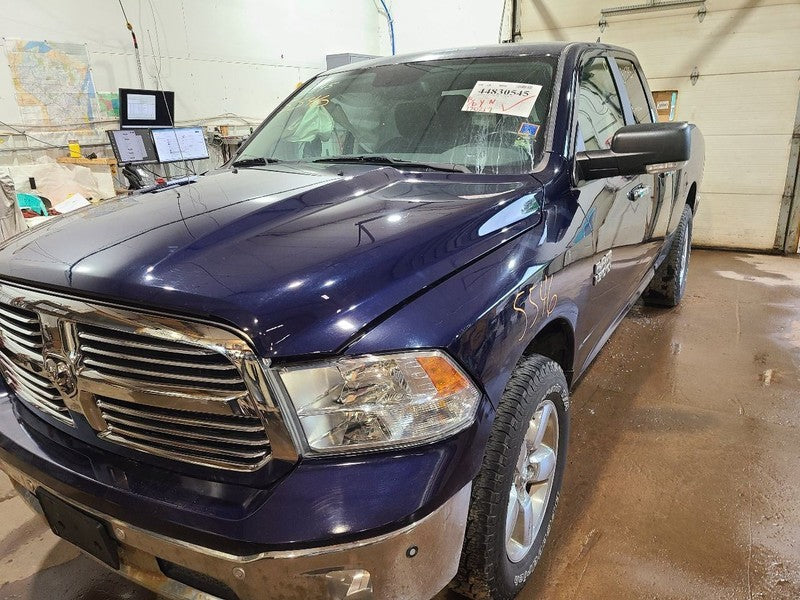 RAM1500   2017 Glove Box 668547