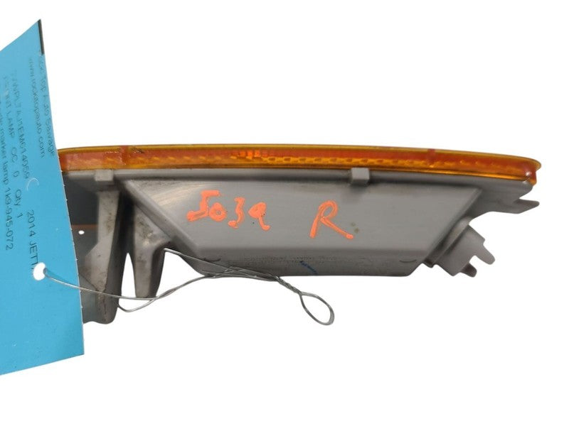 Passenger Corner/Park Light Fog-driving Bumper Mounted Fits 13-19 BEET