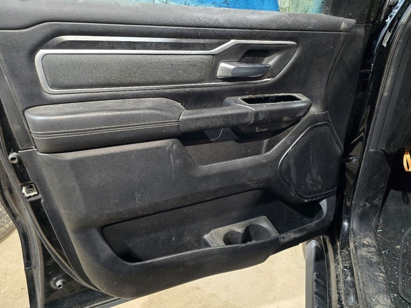 RAM15NEW  2021 Front Door Trim Panel 621714