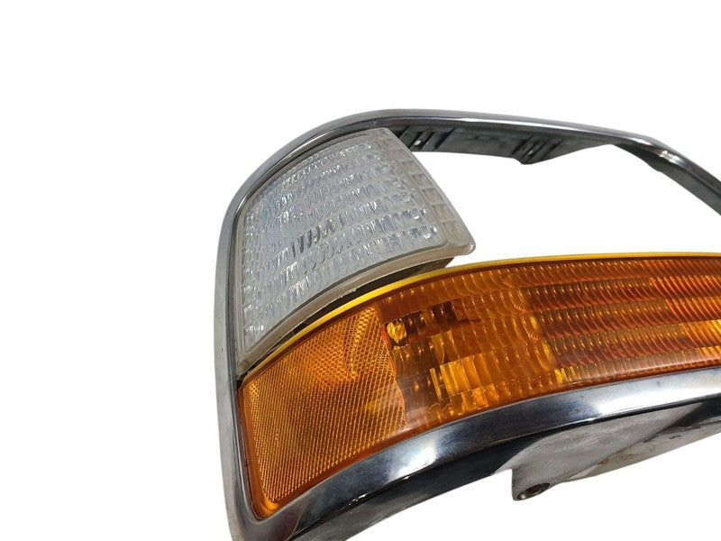 Passenger Headlight Door/Cover From 8501 GVW Fits 92-97 FORD F250 PICK