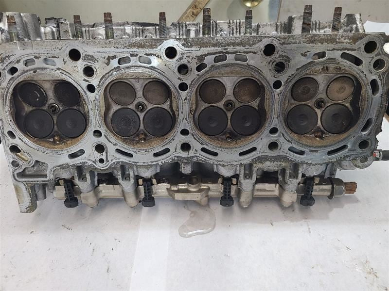 Driver Left Cylinder Head DOHC Fits 11-13 INFINITI QX56 556744