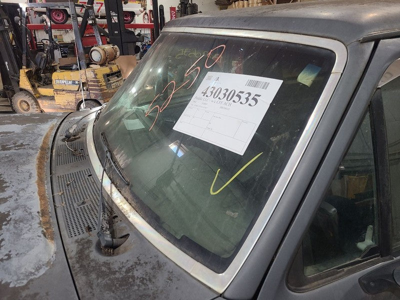 BRONCO    1992 Windshield Frame        648943