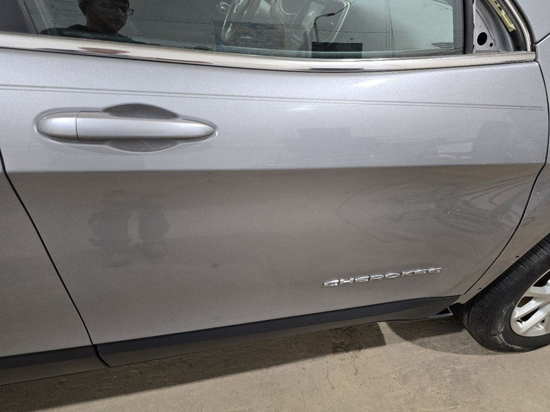 Passenger Front Door Electric Tempered Glass Fits 14-18 CHEROKEE 62954