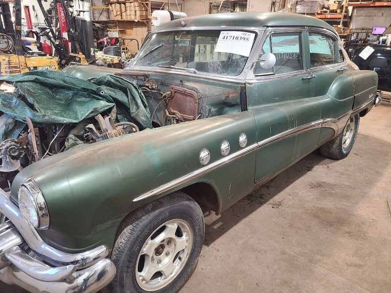 BUICK     1951 Door Moulding Front 656427