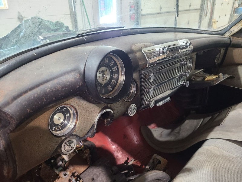 BUICK     1951 Door Moulding Front 656420