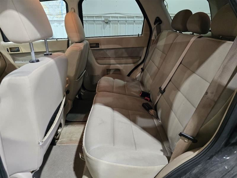 ESCAPE    2011 Owners Manual 582967