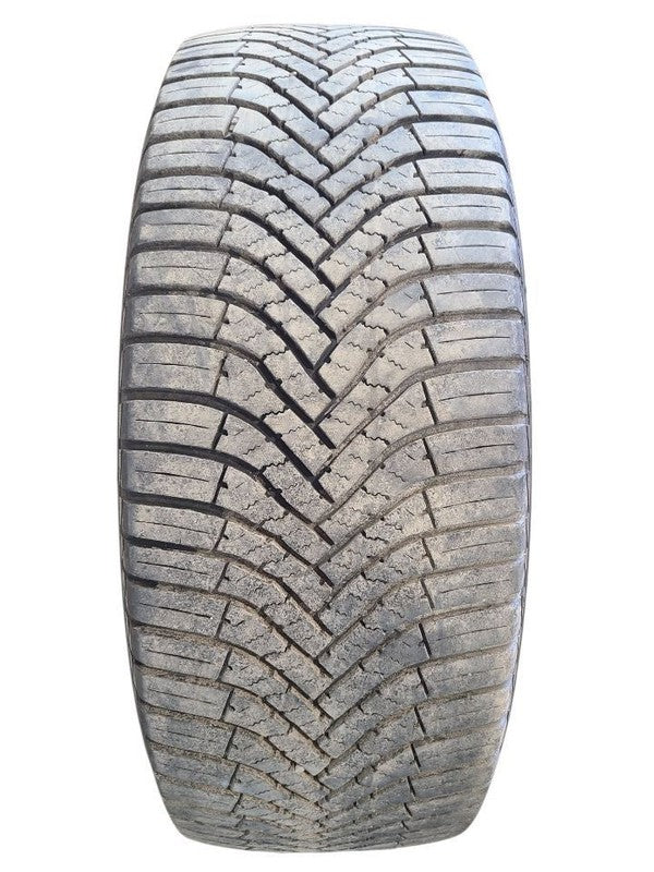 4 Used Tires   235-55-20  Good Year Assurance 8/32  663762