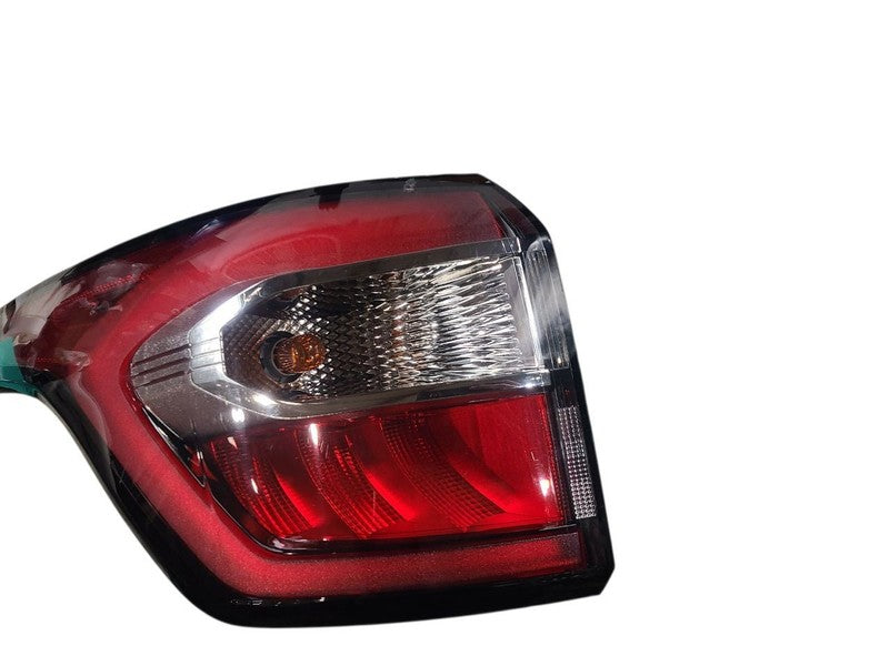 Driver Tail Light Liftgate Mounted Bright Red Lens Fits 17-18 ESCAPE 6