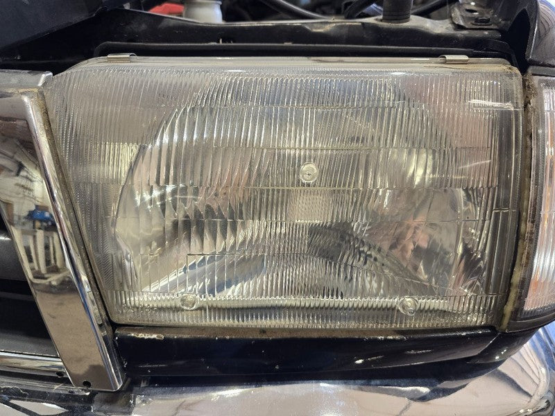 Driver Left Headlight Fits 96-98 4 RUNNER 639172