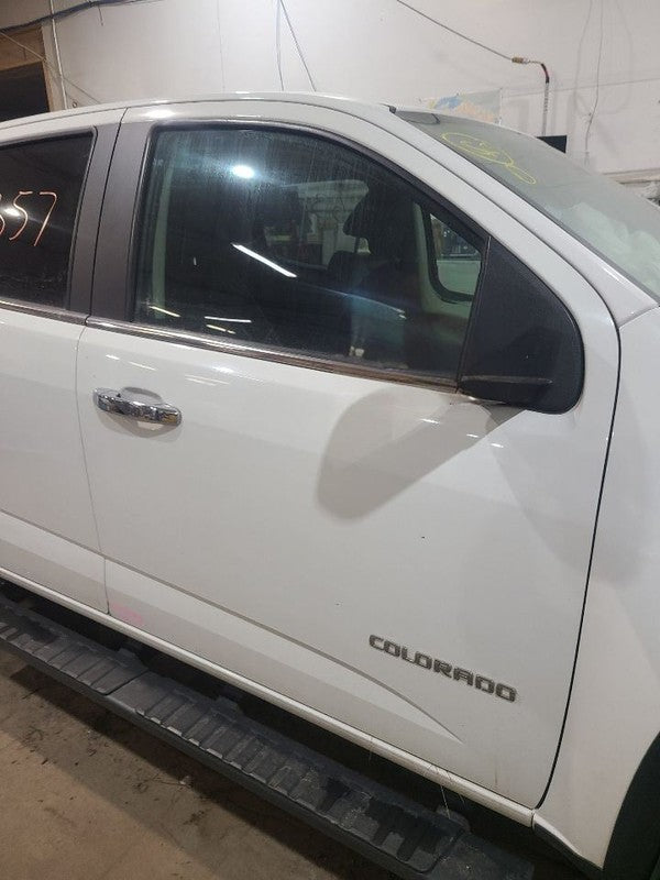 Passenger Right Front Door Fits 15-22 CANYON 655952