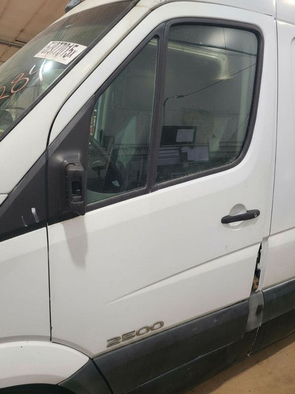 Driver Front Door Power Regulator Fits 07-09 SPRINTER 2500 651168
