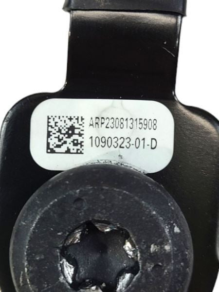 FRONT TESLA 3   2023 Passenger Side Buckle Seat Belt Front 577757