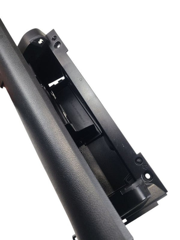 TUNDRA    2012 Glove Box 661376