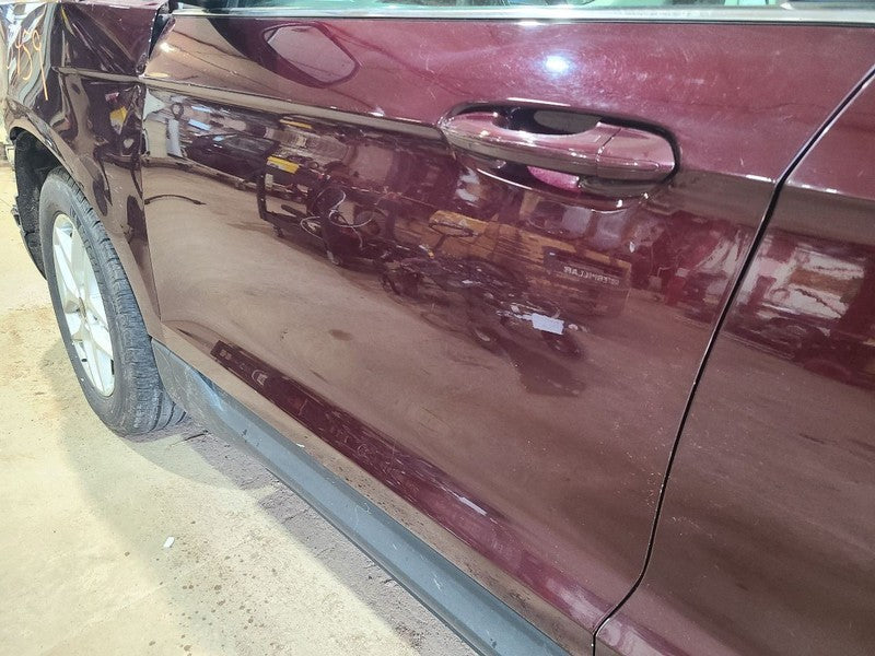 Driver Front Door Tempered Glass Fits 15-24 EDGE 662770