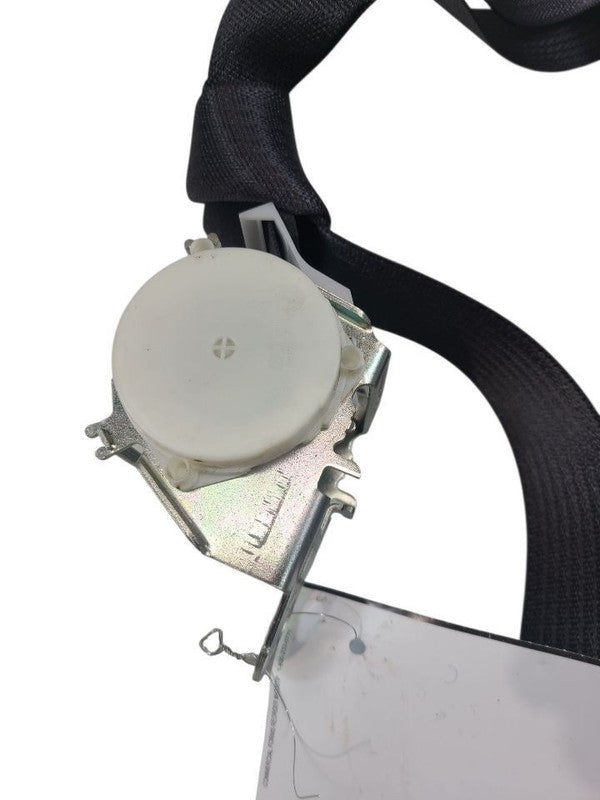 SILVRDO15 2009 Seat Belt Rear 634882