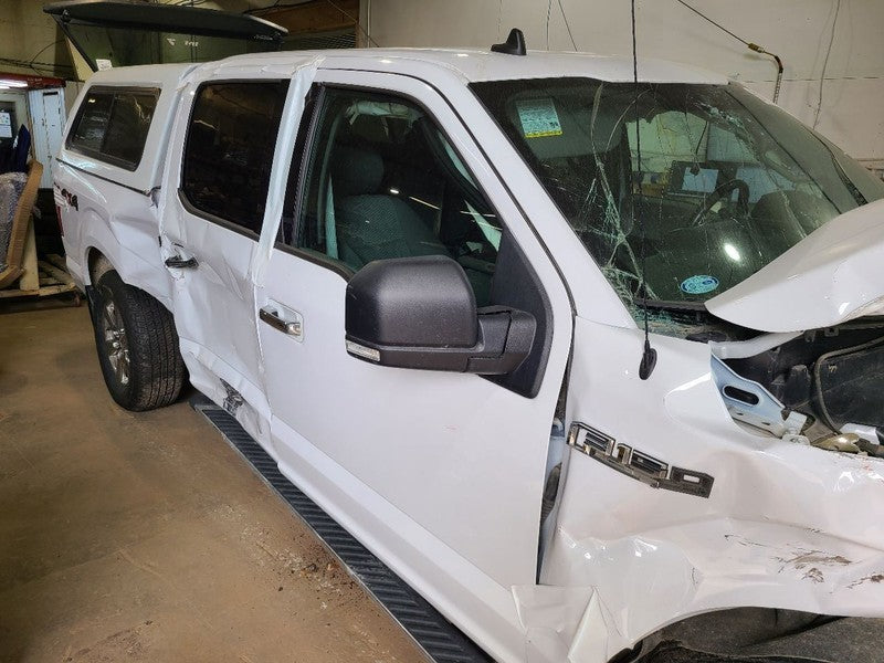 Driver Front Door Electric Fits 17-22 FORD F250SD PICKUP 676071