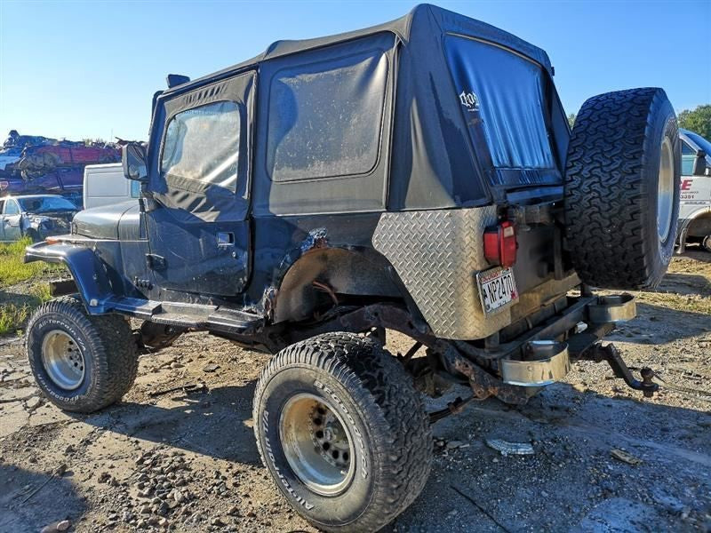 Bell Housing 4.0L Fits 94-95 97-04 WRANGLER 248715