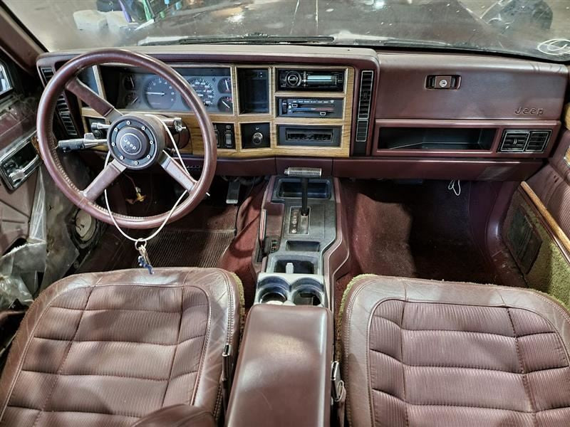 FRONT WAGONEER  1989 Driver's Side Retractor Seat Belt Front 553173
