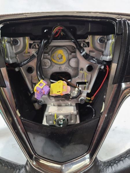 Steering Column Base With Power Adjustable Opt N38 AWD Fits 16-19 CTS 