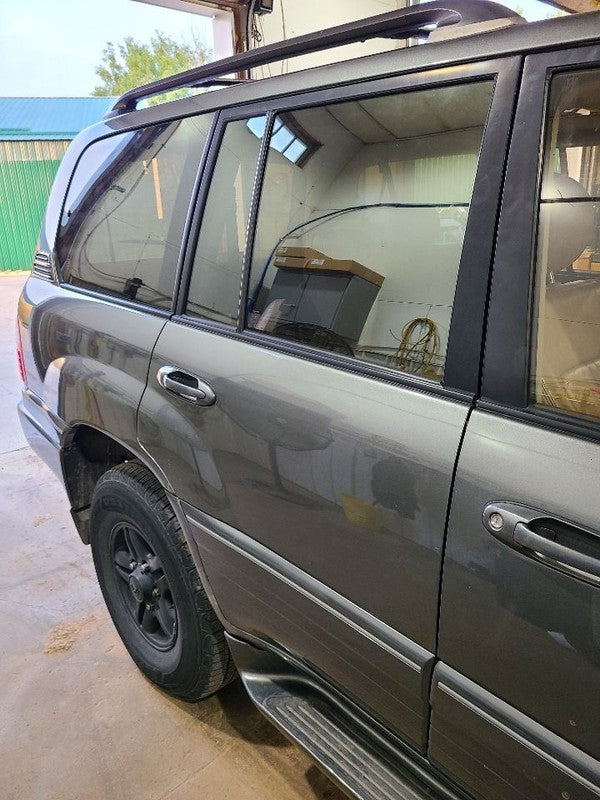Passenger Right Rear Side Door Fits 98-02 LEXUS LX470 674366