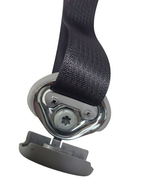 YUKONXL15 2016 Seat Belt Rear 590127