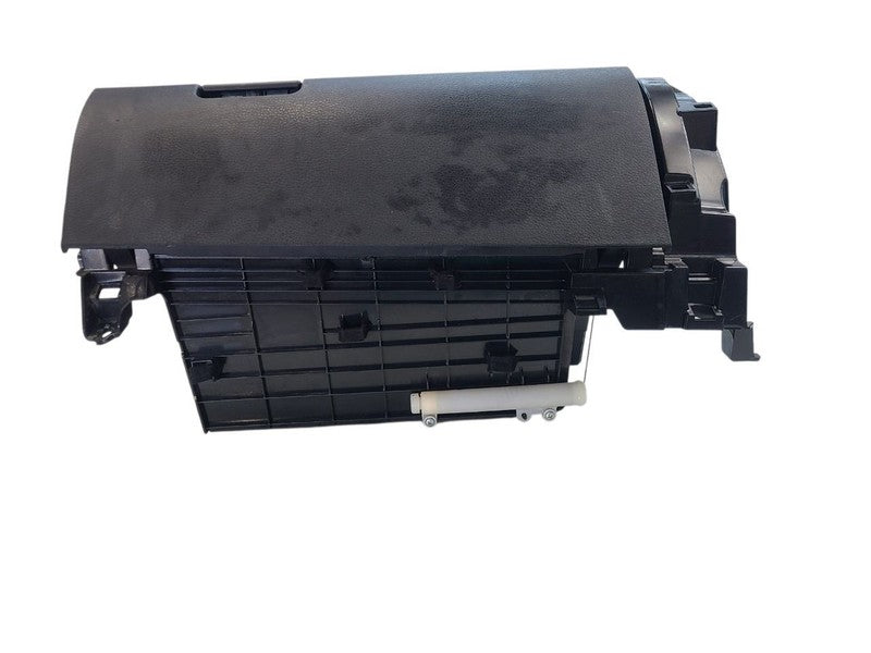 TACOMA    2019 Glove Box 678473