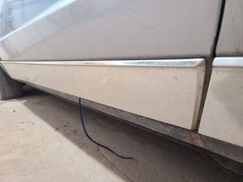 MONTE CAR 1985 Door Moulding Front 649169