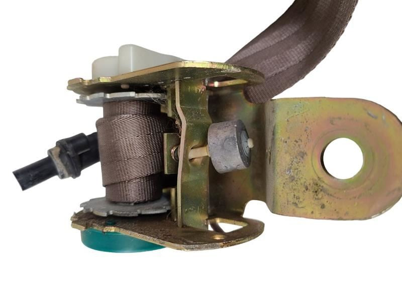 FRONT NEW YRK-R 1988 Passenger Side Retractor Seat Belt Front 581925
