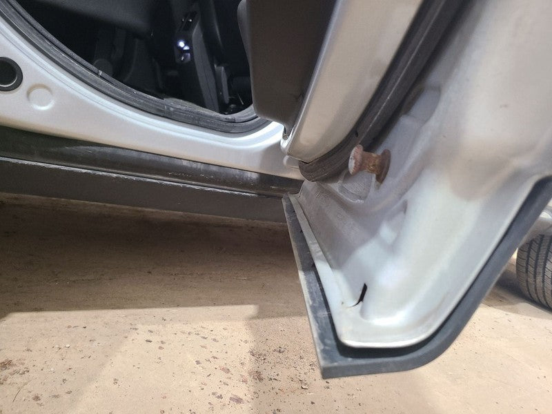 Passenger Right Rear Side Door Fits 11-15 MKX 666984