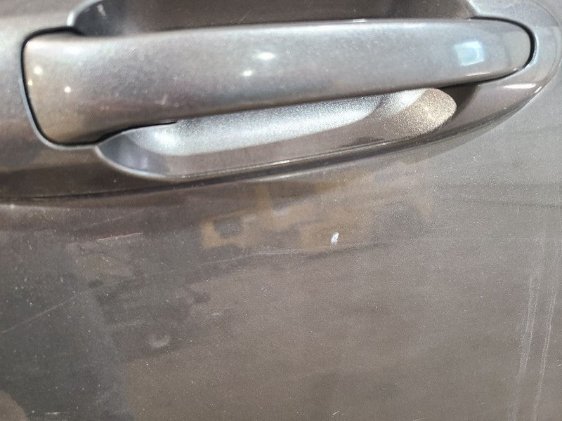 Passenger Front Door Without 9 Speaker Option Fits 98-06 LEXUS LX470 6