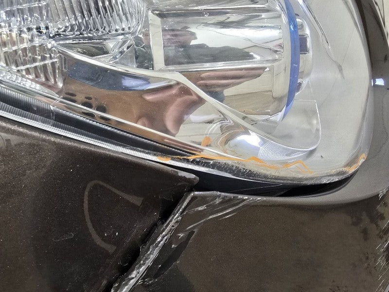 Passenger Headlight Xenon HID Without Opt T97 Fits 08-12 ENCLAVE 61528