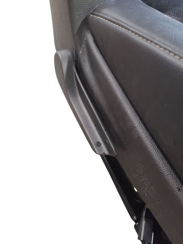SUBURBN15 2019 Seat Rear 662196