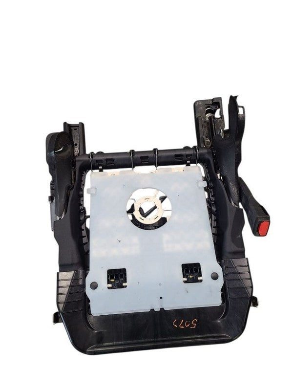 CORSAIR   2020 Front Seat Track 631565