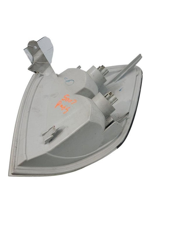 Passenger Corner/Park Light Park Lamp-turn Signal Fits 05-07 SEQUOIA 6