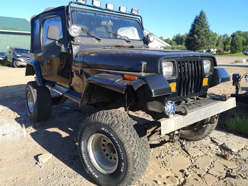 Bell Housing 4.0L Fits 94-95 97-04 WRANGLER 248715