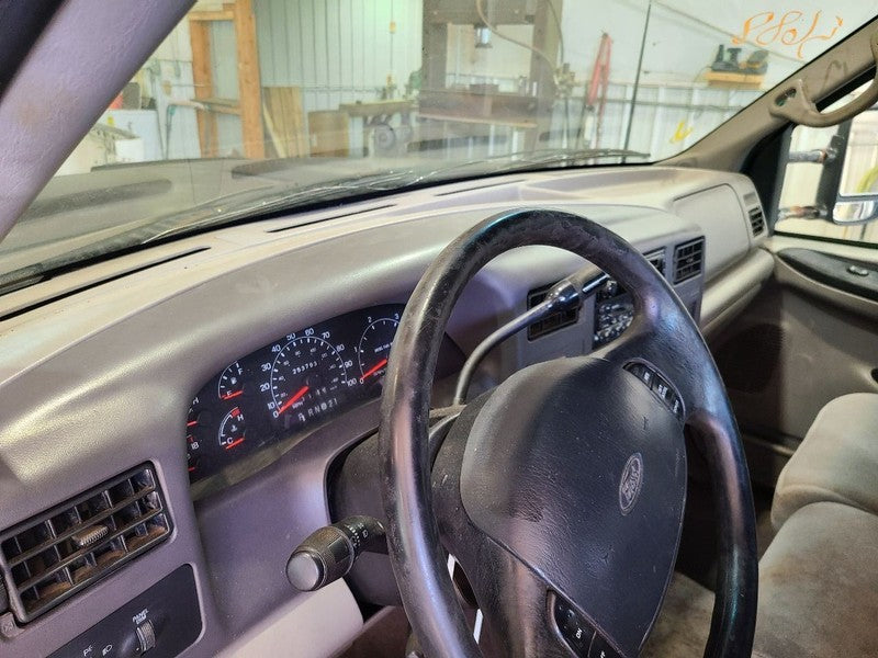 F350SD    2000 Seat Rear 677252