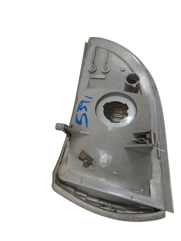 Driver Corner/Park Light Side Marker Fender Mounted Fits 91-96 CAPRICE