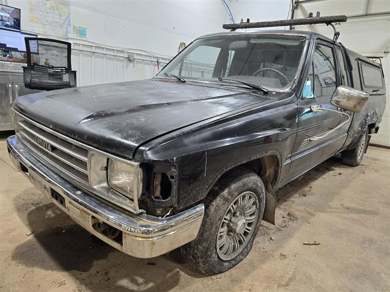 TTOYOTA   1987 Seat Belt Front 587185