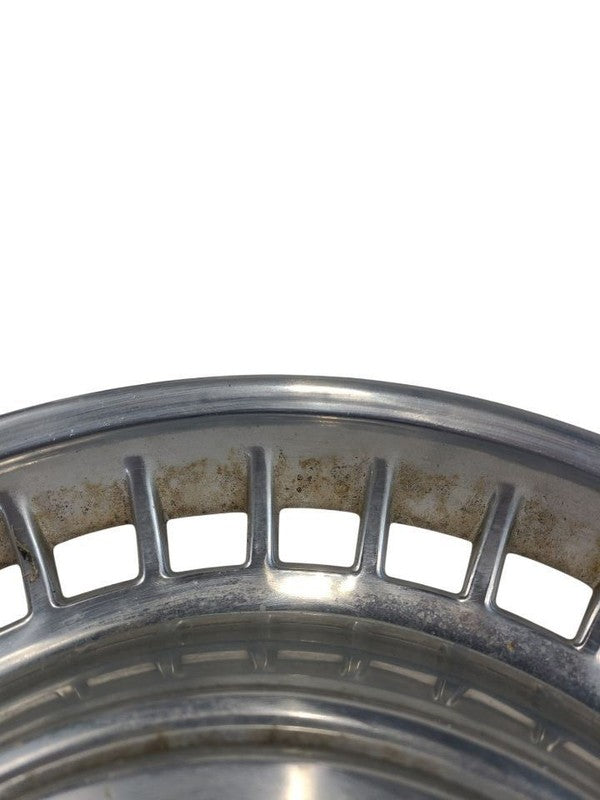 Wheel Cover HubCap Fits 72-76 DART 668182