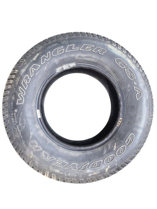 1 Used Tire  225 75 15 Goodyear Wrangler 13/32 669088